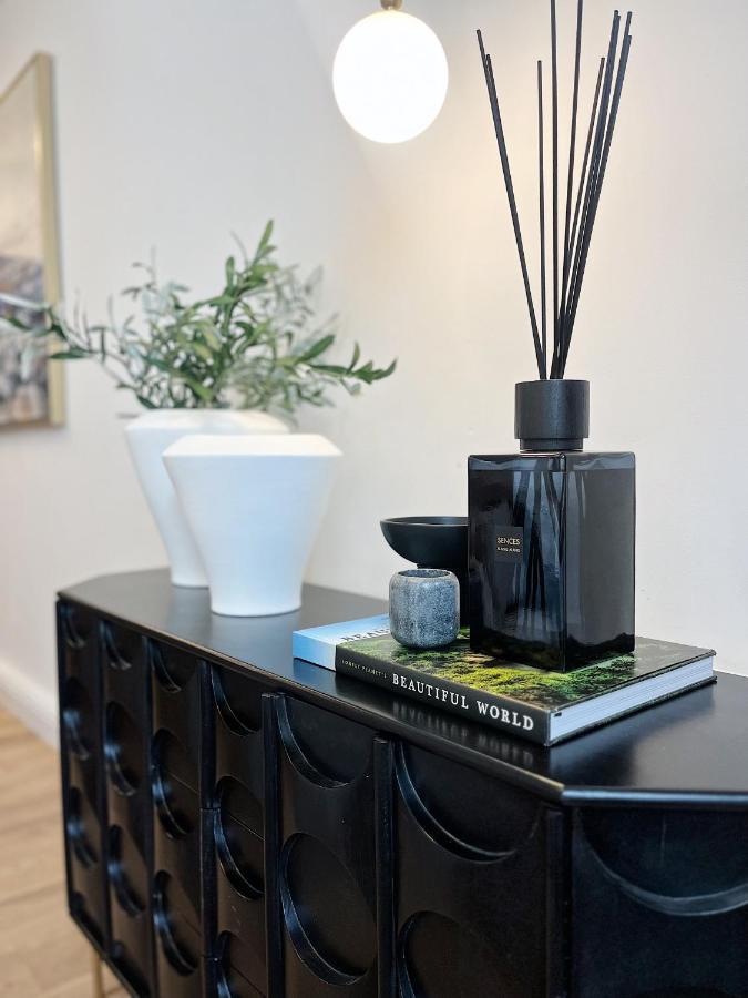 Todmorden Town Centre Apartment Dış mekan fotoğraf