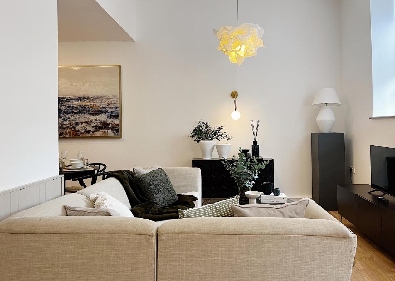 Todmorden Town Centre Apartment Dış mekan fotoğraf