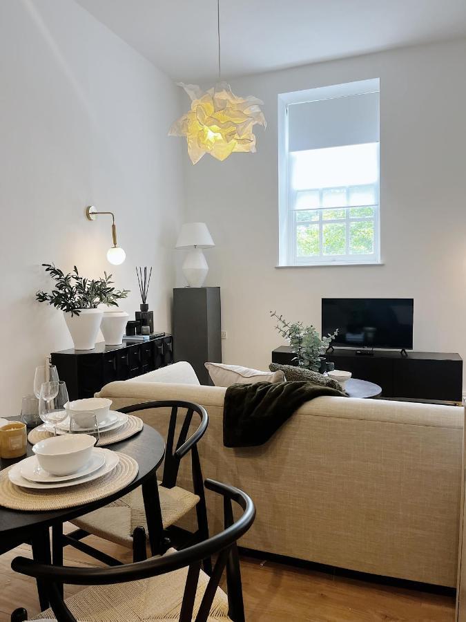 Todmorden Town Centre Apartment Dış mekan fotoğraf